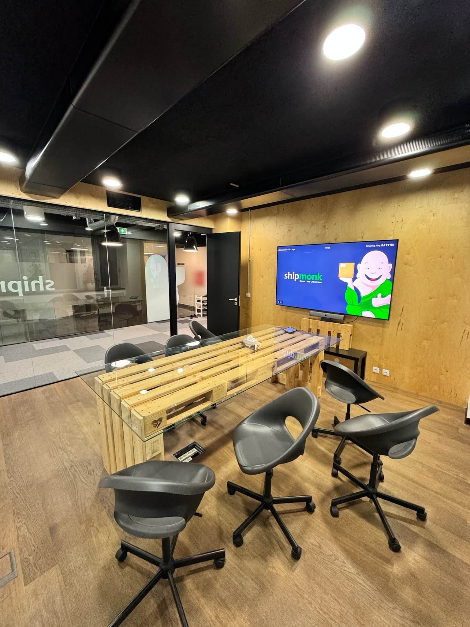 Karlín Rekonstrukce kanceláří 6