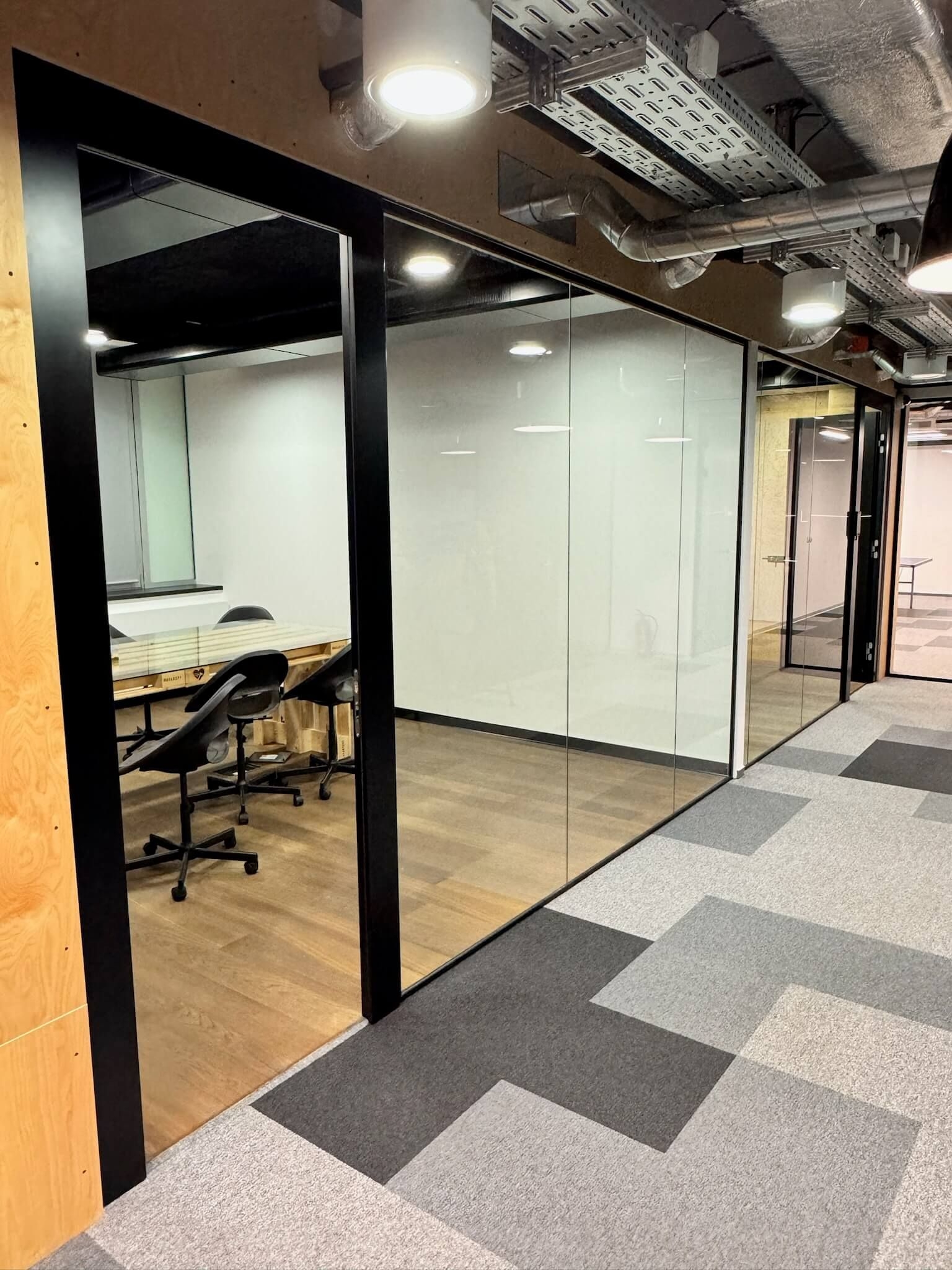 Karlín Rekonstrukce kanceláří 1