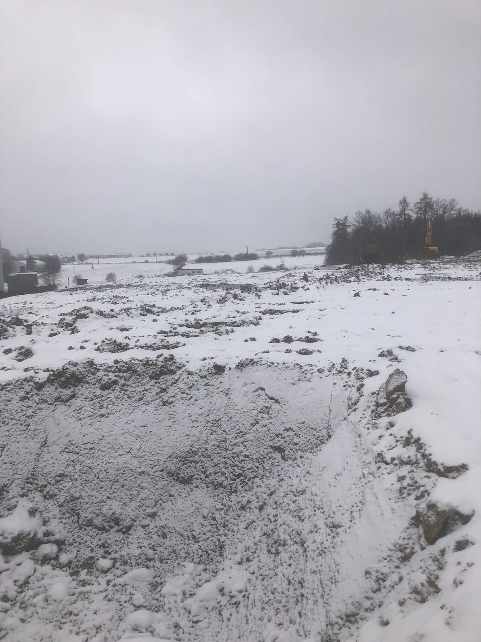 CT Park Kvasiny Založení výstavby haly 5